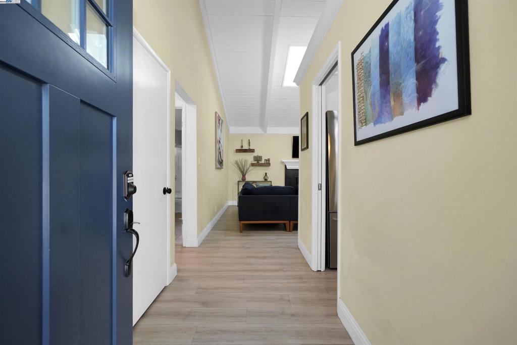 CARRIAGE SQUARE - Residential