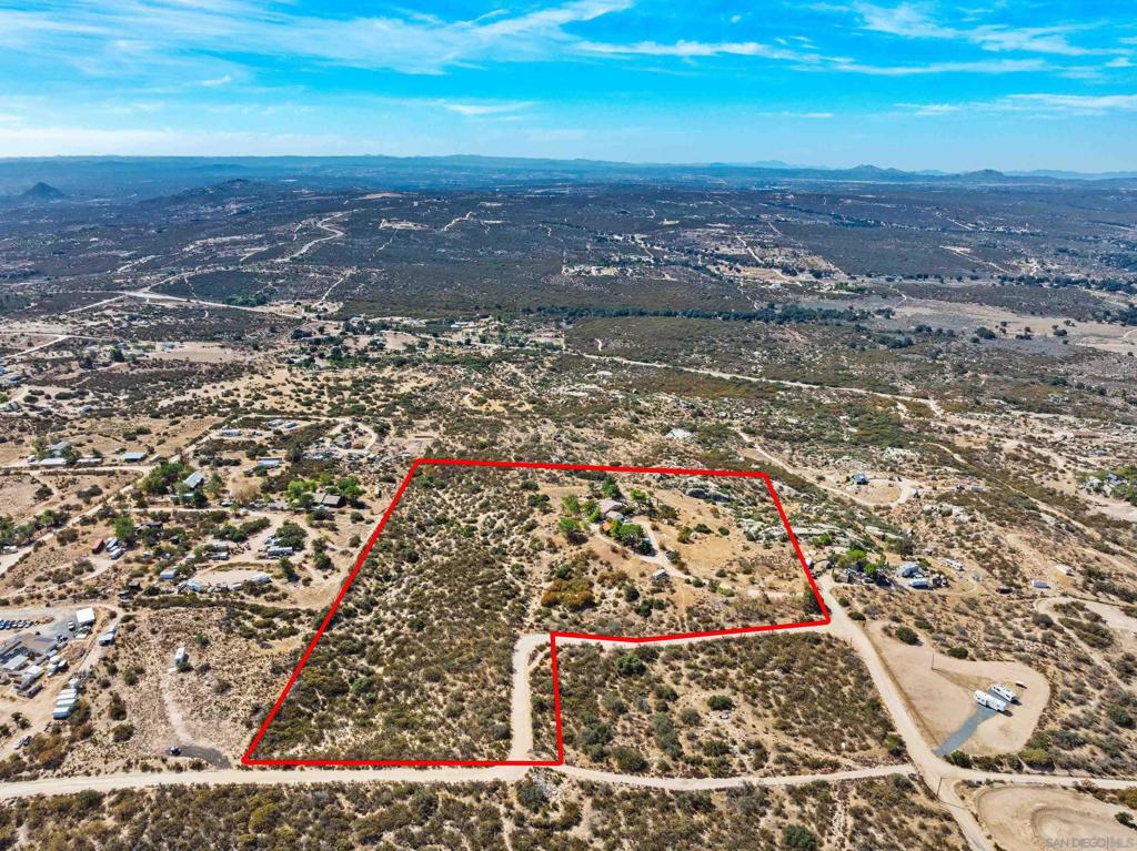 2513 Tecate Divide Road