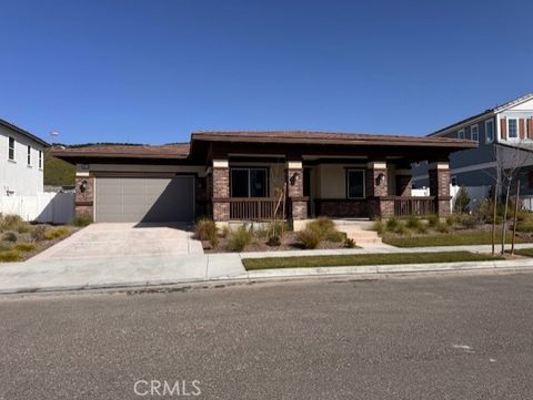 Photo of 421 Rose Street, Fillmore, CA 93015 (MLS # OC26023283)