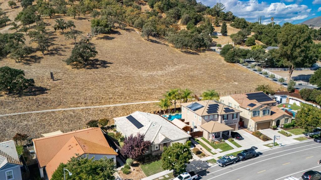 9881 Rancho Hills Drive