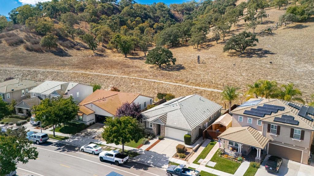 9881 Rancho Hills Drive