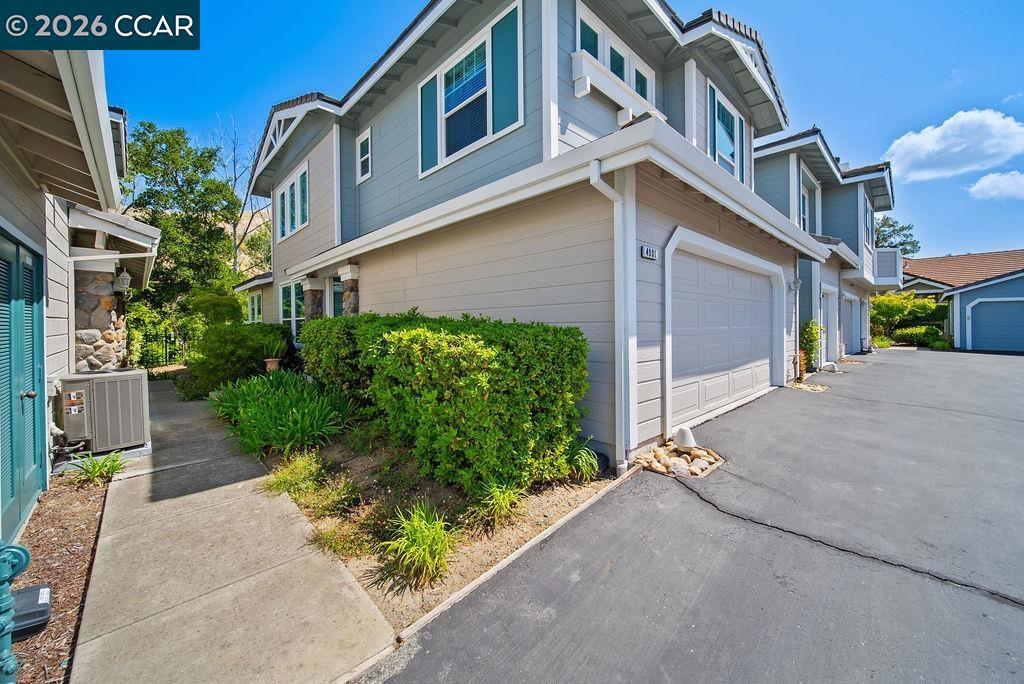 4901 Keller Ridge Dr