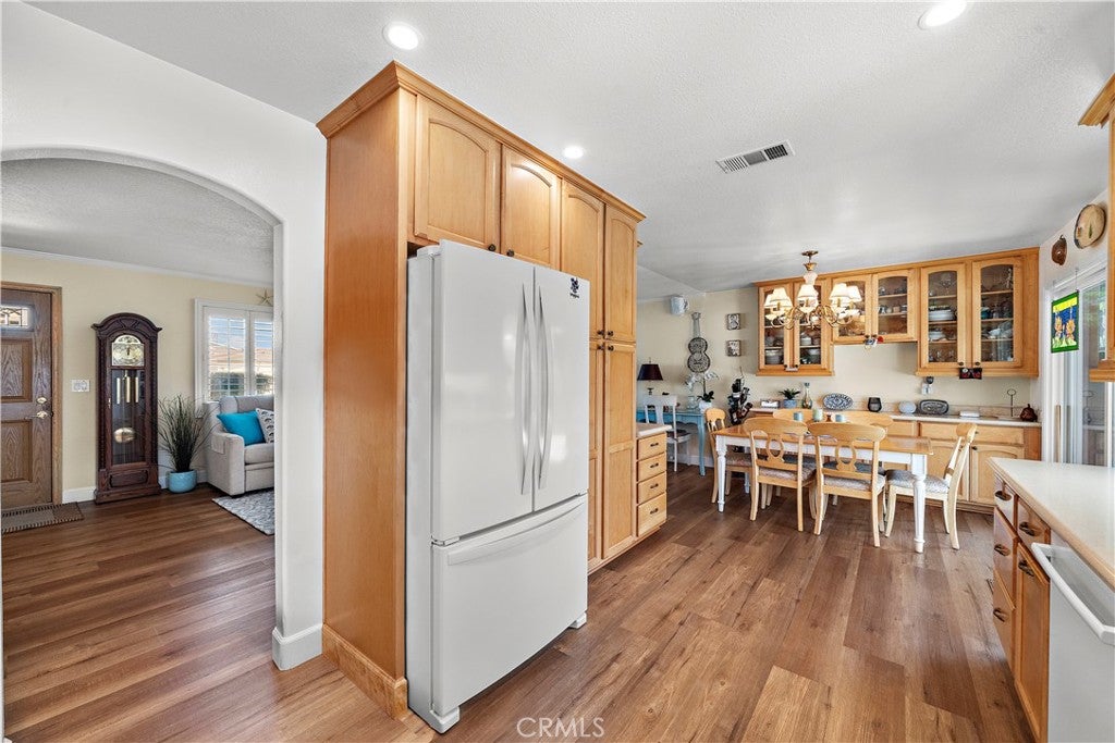 9690 Dove Circle, Fountain Valley CA 92708 - Photo 16