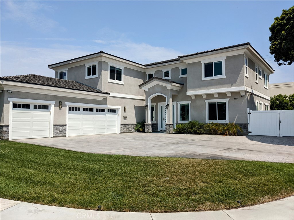 Please text Katie for showings. Home available 9/16.
PROPERTY IS OCCUPIED - PLEASE DO NOT DISTURB TENANTS.
Spectacular opportunity to lease a stunning, custom home- built in 2020! This gorgeous 5 bedroom, 5 full bathroom home, situated at the end of a cul-de-sac in a lovely, quiet neighborhood, truly has it all. Featured throughout the home: beautiful wood-style tile flooring, dual-pane windows, recessed LED lighting, and custom crown & base molding. Brilliant 3,289 square foot floorplan allows for a refreshing, open feel to the home, emphasized by high ceilings throughout. 2 bedrooms and 2 bathrooms are downstairs- and 3 of the 5 bedrooms feature ensuite bathrooms (including one downstairs!). Magazine-quality kitchen comes well-appointed with marble waterfall countertops, a large center island with bar seating and a stainless steel sink, a professional 5-burner Bertazzoni range, marvelous marble backsplashes, a second stainless steel sink, soft-close crisp white cabinetry, and exceptional counter space. Also enjoy the separate, built-in bar buffet with a wine & stemware rack. At the top of the architecturally artistic, engineered wood floating staircase, is a catwalk connecting the main bedroom to the others, guarded by modern steel railings. The main suite offers tons of space itself, plus not one, but two spacious walk-in closets with built-in cabinetry! Luxurious bathroom features a gorgeous modern vanity with a huge LED lighted mirror, a large jetted tub, and a separate glass shower with multiple shower heads & a glass tile inlay. Parking made easy by a huge 3 car garage with epoxy flooring, plus gated RV parking, and an oversized driveway. No detail is left unturned in this magnificent, absolute gem of a home in Huntington Beach, less than 10 minutes from the water.
Please text Katie for showings. Home available 9/16.
PROPERTY IS OCCUPIED - PLEASE DO NOT DISTURB TENANTS.