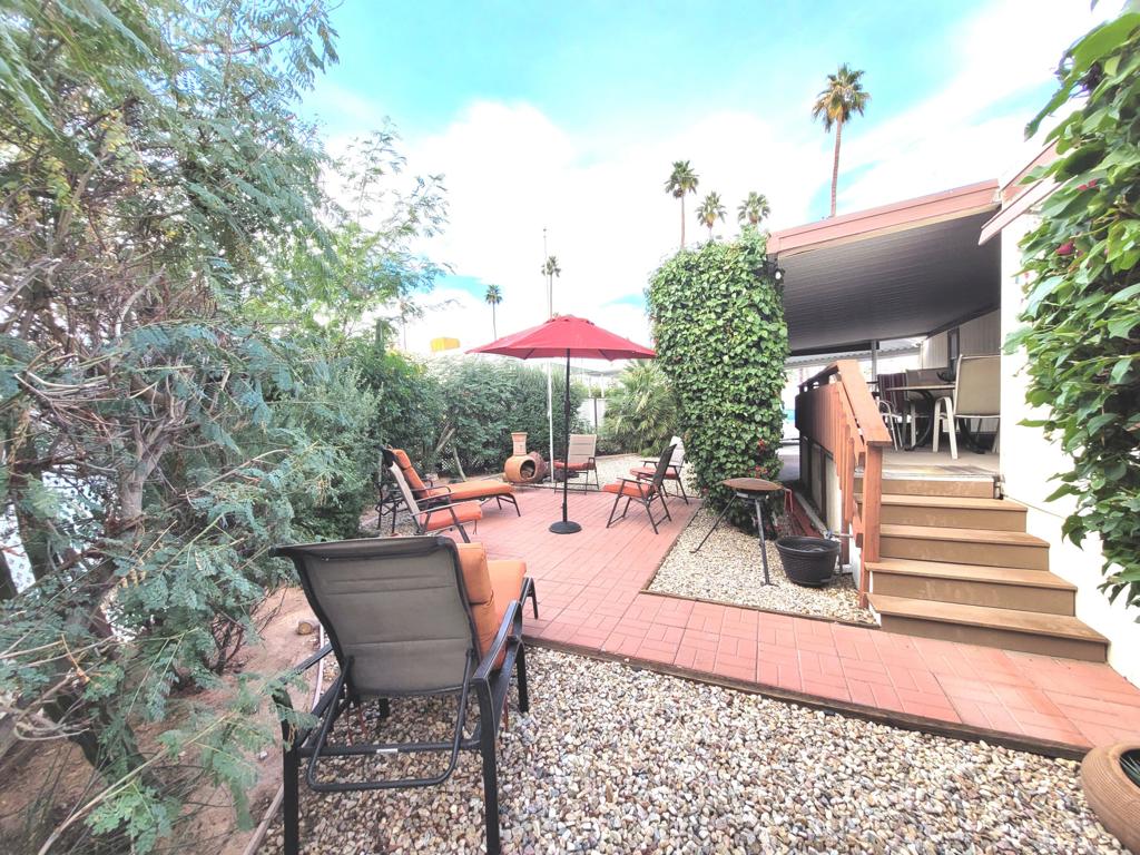 Royal Palms - Manufactured In Park