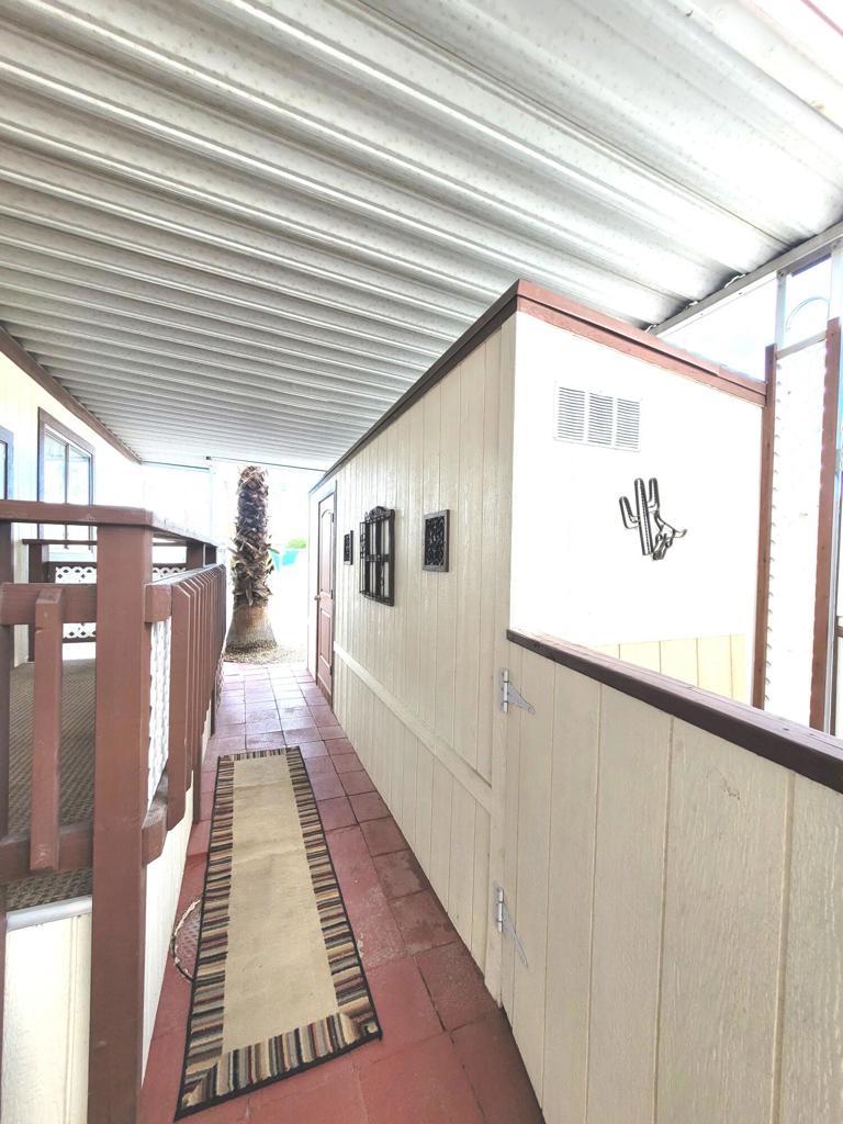 Royal Palms - Manufactured In Park