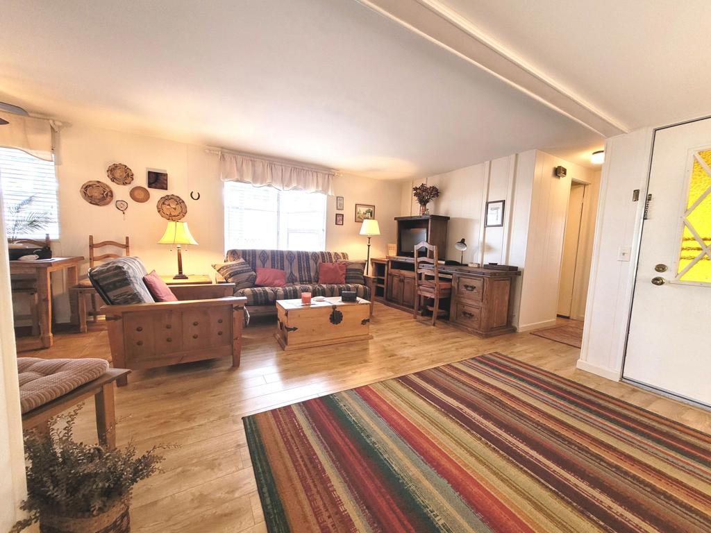 Royal Palms - Manufactured In Park