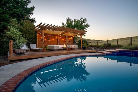 Tiny photo for 1590 Shiloh Place, Templeton, CA 93465 (MLS # PI26093168)