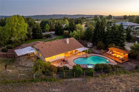 Photo of 1590 Shiloh Place, Templeton, CA 93465 (MLS # PI26093168)