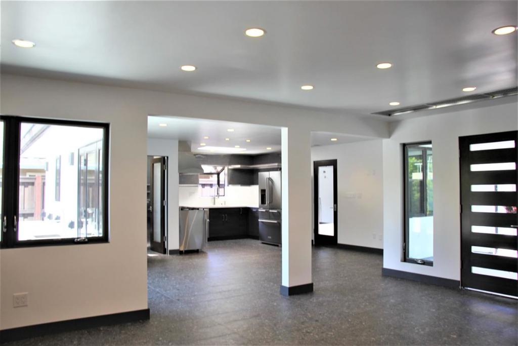 1141 Saratoga Avenue