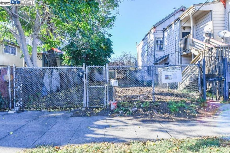 Permit-Ready Lot in Historic Oakland Neighborhood An exceptional opportunity to build your dream home in one of Oakland’s cherished historic districts. This 1,916 sq ft single-family residence has already received planning permit approval and is designed to feature: •  3 spacious bedrooms •  2.5 modern bathrooms •  Dedicated laundry area •  Thoughtful layout for comfortable living Located near public transportation, this lot offers both charm and convenience—ideal for commuters and those who appreciate walkable urban living. The seller is also available to assist with building permit approval, streamlining your path from concept to construction.