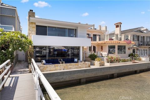 121 E Bay Front Newport Beach CA 92662
