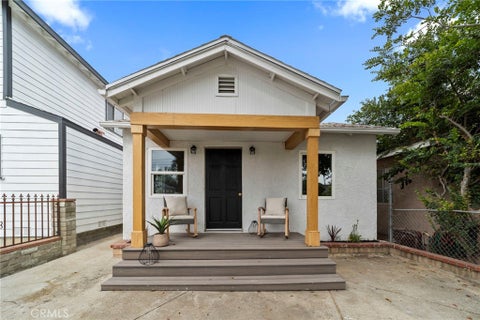 Photo of 308 N Pasadena Avenue, Azusa, CA 91702 (MLS # CV26159245)