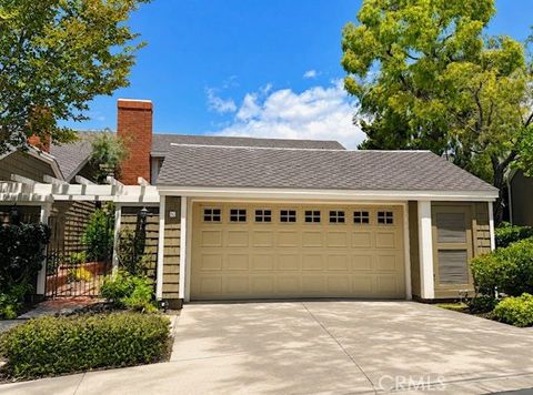 Photo of 6 Canyon Ridge RDG, Irvine, CA 92603 (MLS # OC26116426)