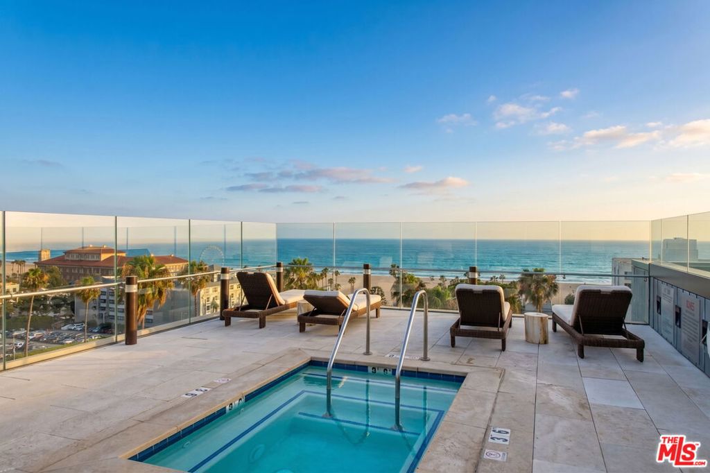 1755 Ocean Avenue 203, Santa Monica CA 90401