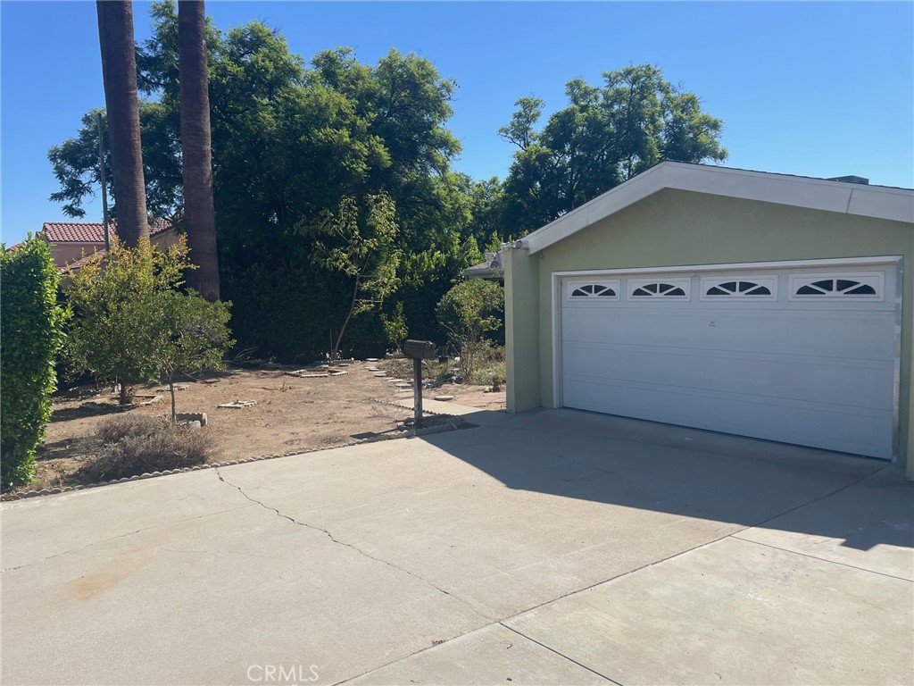 16900 Labrador Street