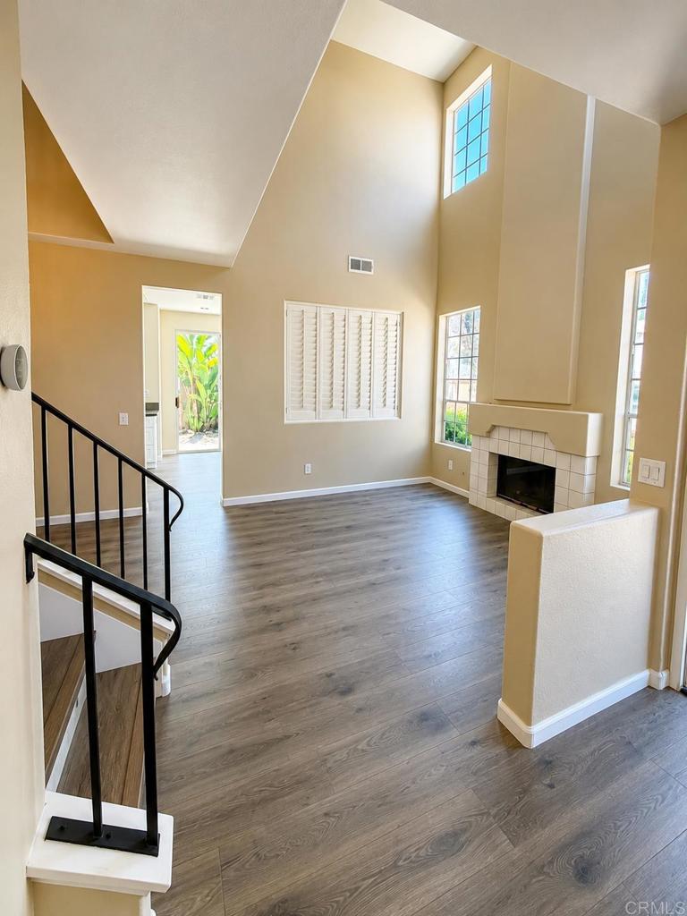 9453 Questa Pointe