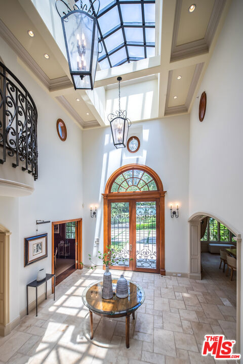 1154 Summit Drive