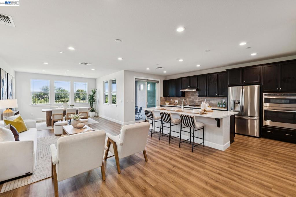 258 Benmore Dr