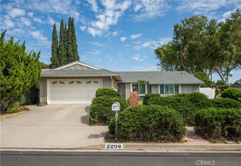 Photo of 2204 2204 N Marter, Simi Valley, CA 93065 (MLS # SR25232309)