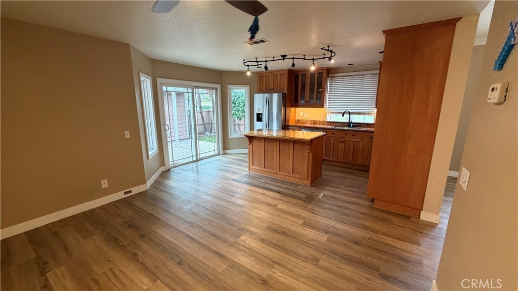 254 Monroe, Irvine CA 92620 - Photo 9