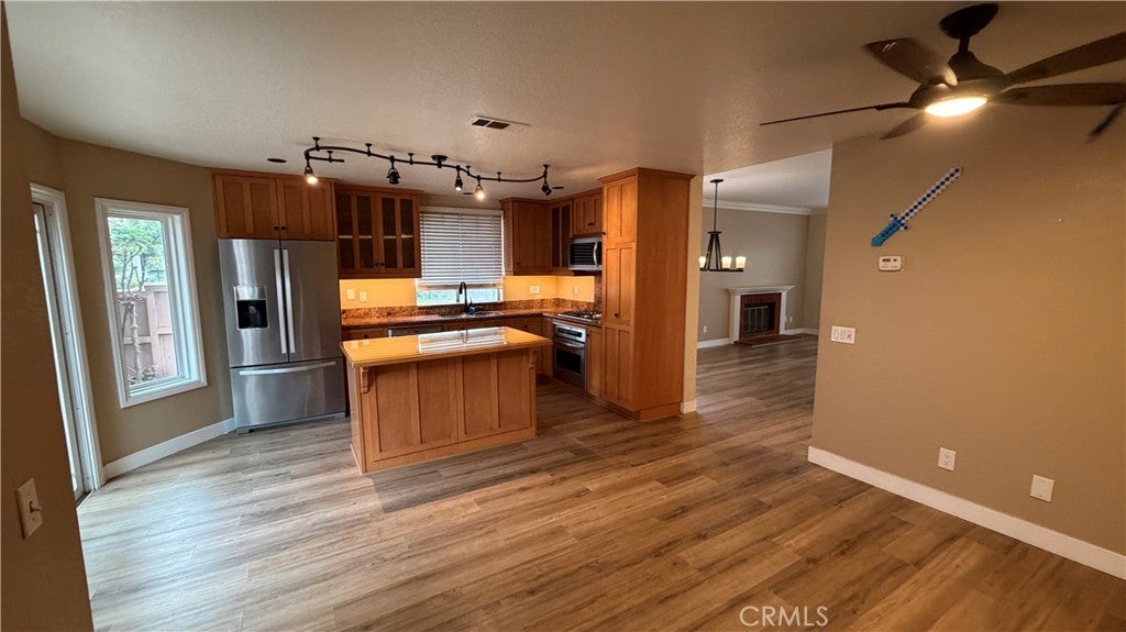 254 Monroe, Irvine CA 92620 - Photo 8