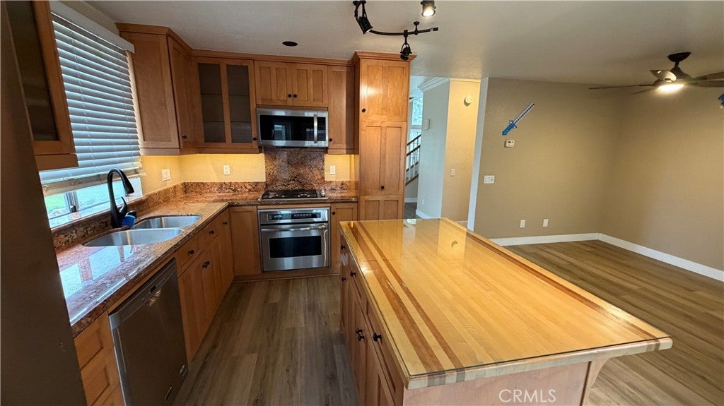 254 Monroe, Irvine CA 92620 - Photo 11