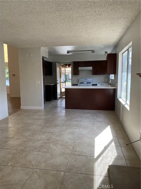 MLS: PW26077034