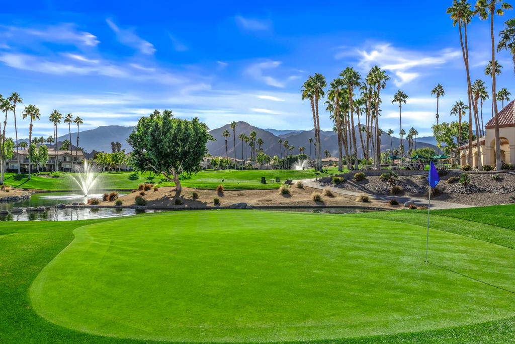 Palm Royale - Residential