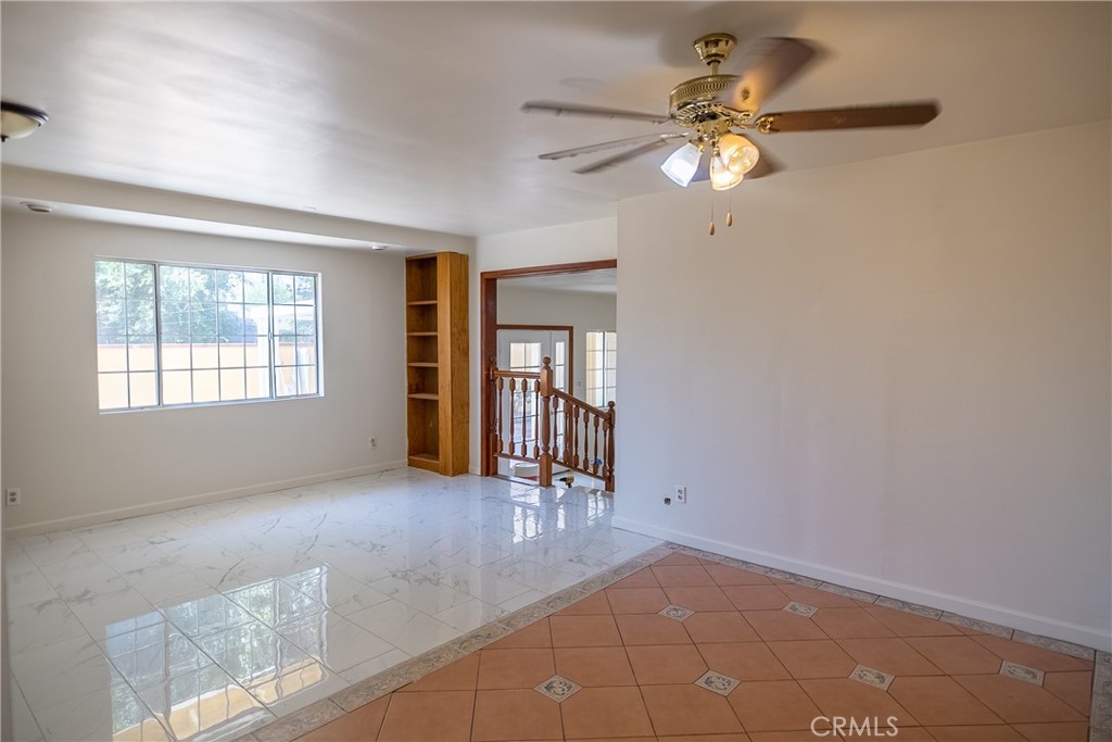 1401 Carob