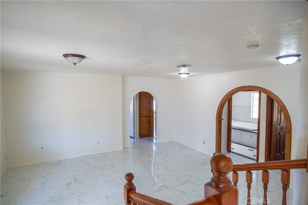 1401 Carob