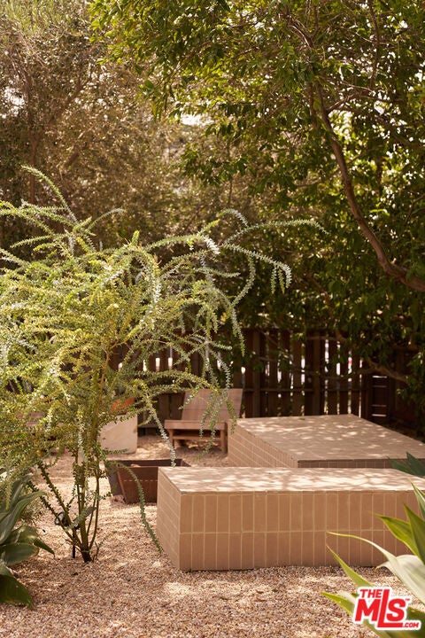 Tiny photo for 404 N Avenue 52 Ave, Los Angeles, CA 90042 (MLS # 26843447)
