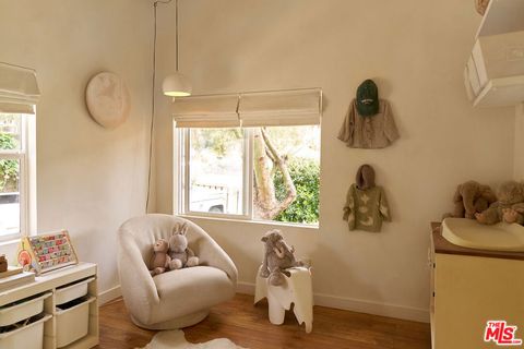 Tiny photo for 404 N Avenue 52 Ave, Los Angeles, CA 90042 (MLS # 26843447)