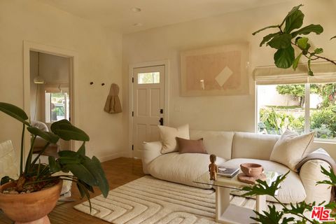 Tiny photo for 404 N Avenue 52 Ave, Los Angeles, CA 90042 (MLS # 26843447)