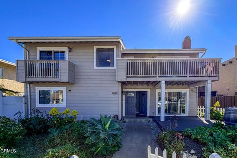 Photo of 4950 Nautilus Street, Oxnard, CA 93035 (MLS # V1-34533)