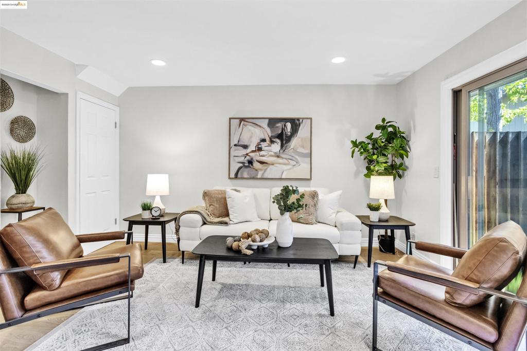 SKYWEST - Residential