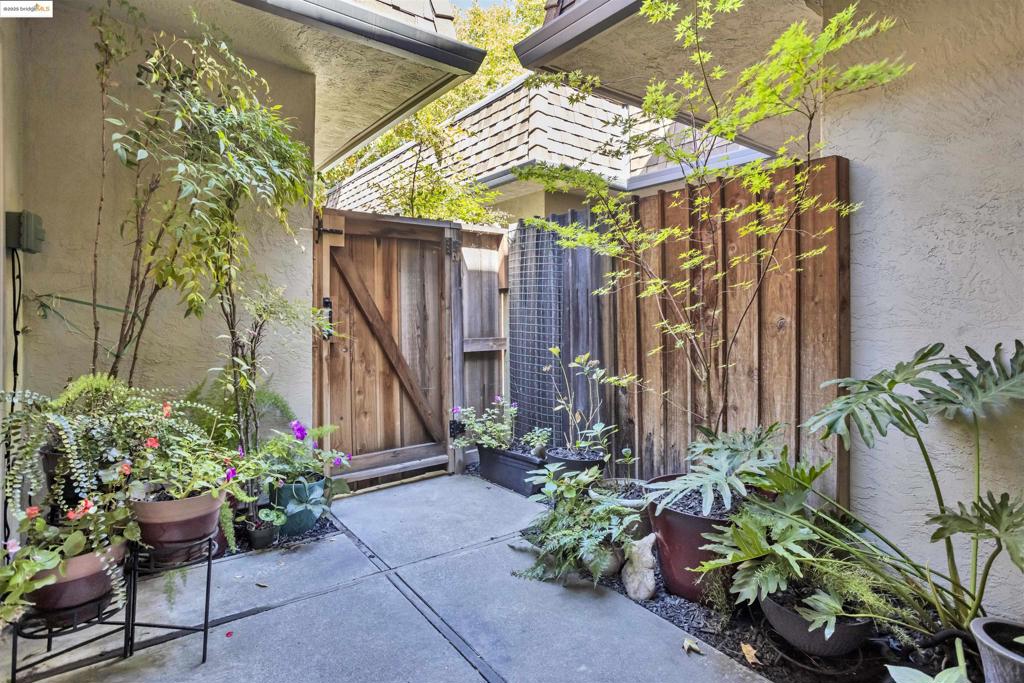 SKYWEST - Residential