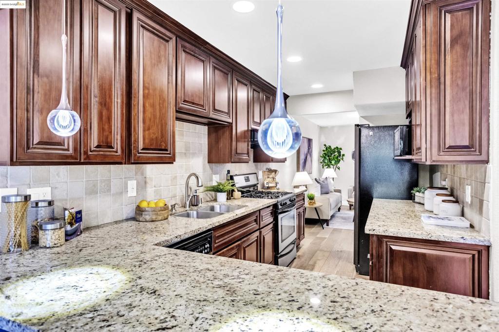 SKYWEST - Residential