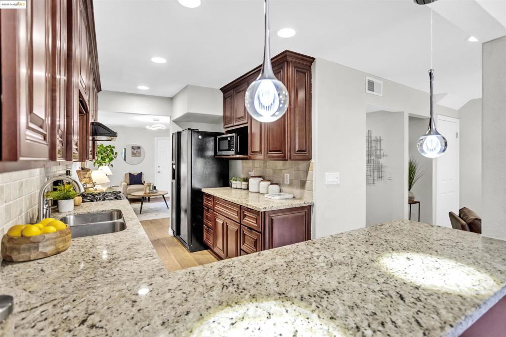 SKYWEST - Residential