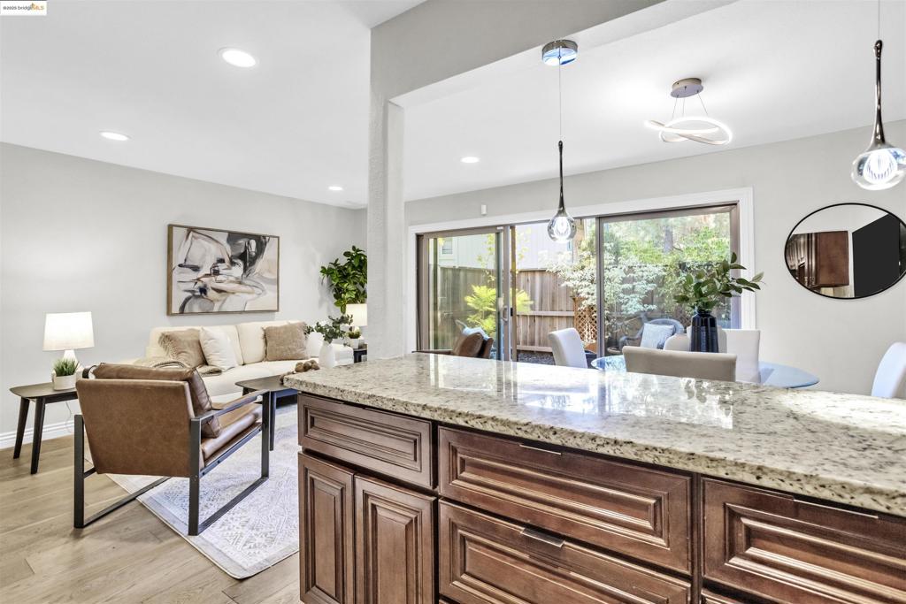 SKYWEST - Residential