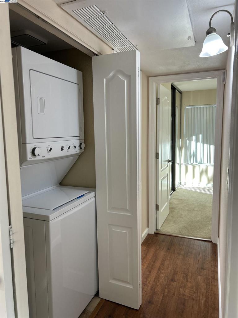 REFLECTION - Residential Lease