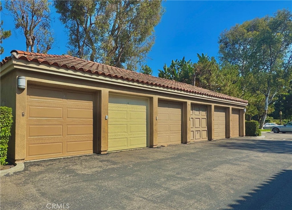 8 Magellan Aisle, Irvine CA 92620 - Photo 23
