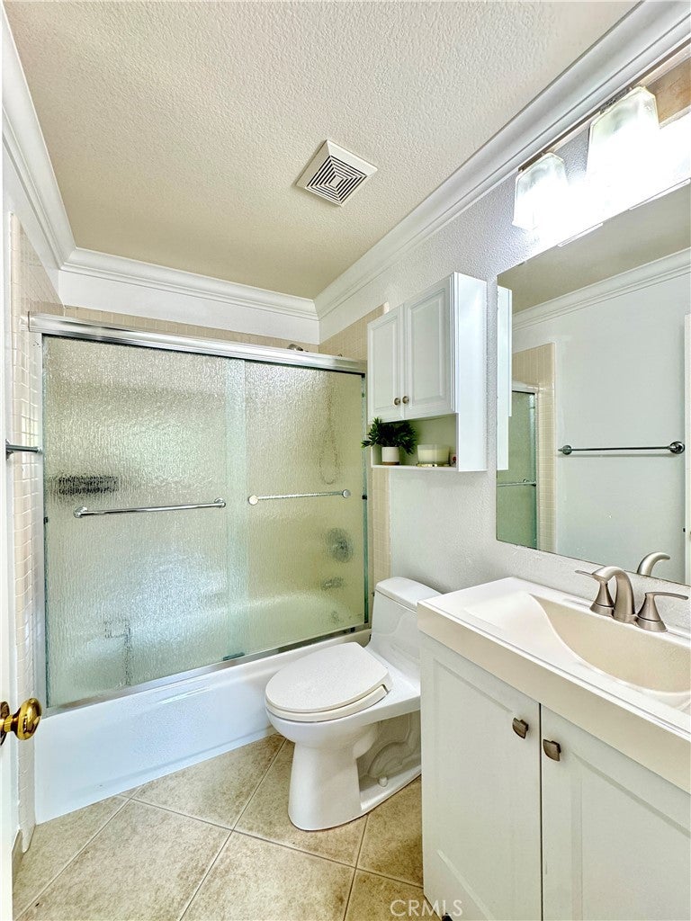 8 Magellan Aisle, Irvine CA 92620 - Photo 19