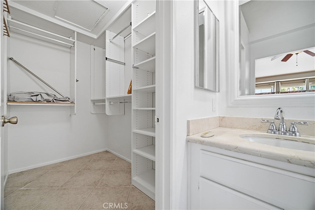 8 Magellan Aisle, Irvine CA 92620 - Photo 17