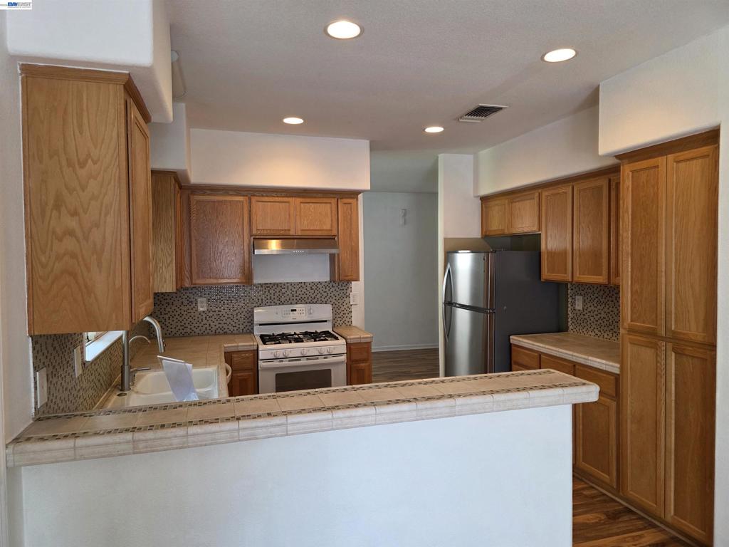 4341 Burr Ct