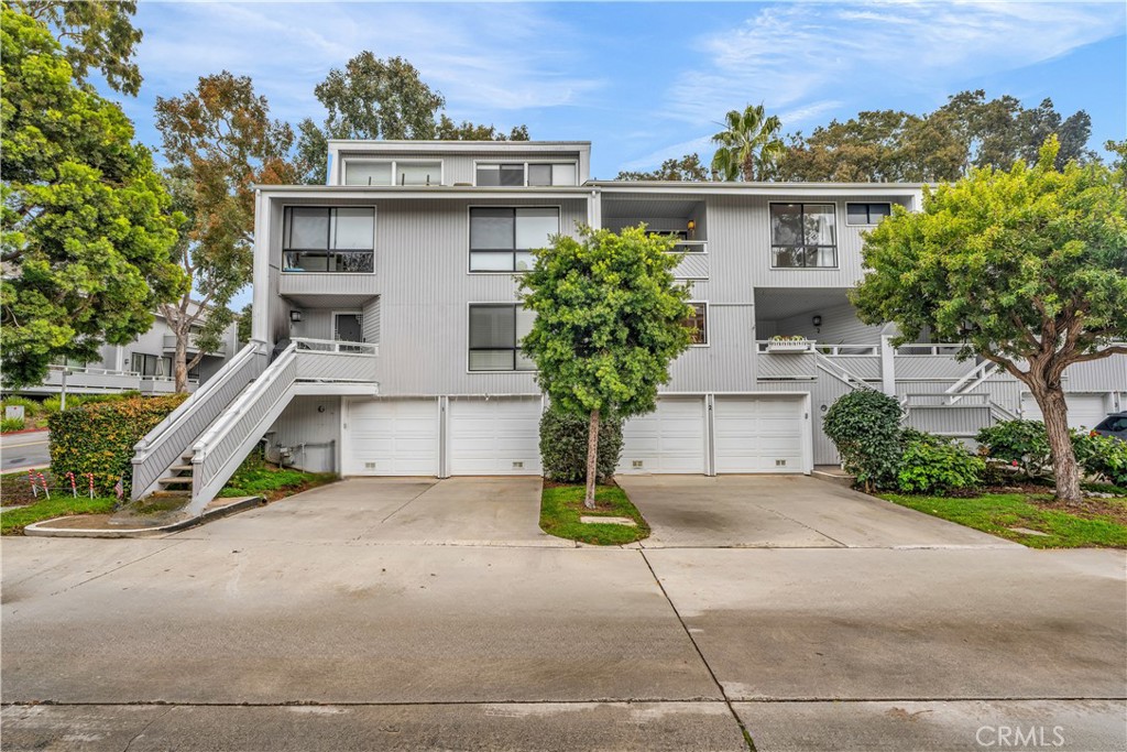 Newport Crest (NEWC) - Residential Lease
