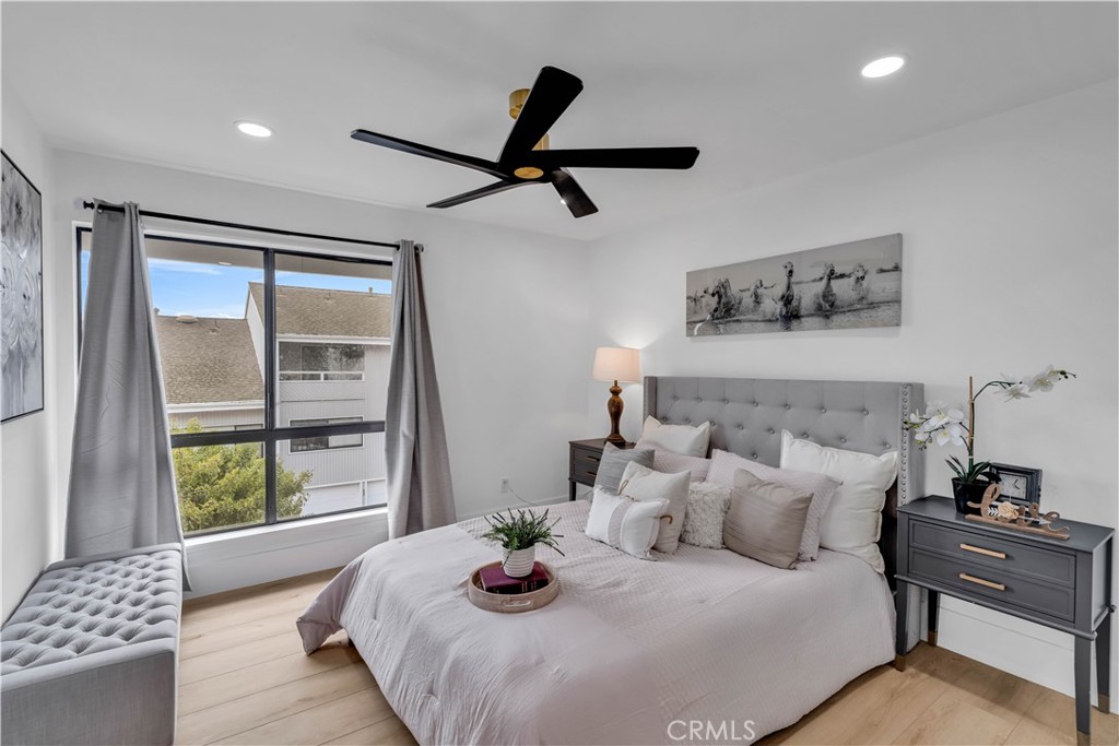 Newport Crest (NEWC) - Residential Lease