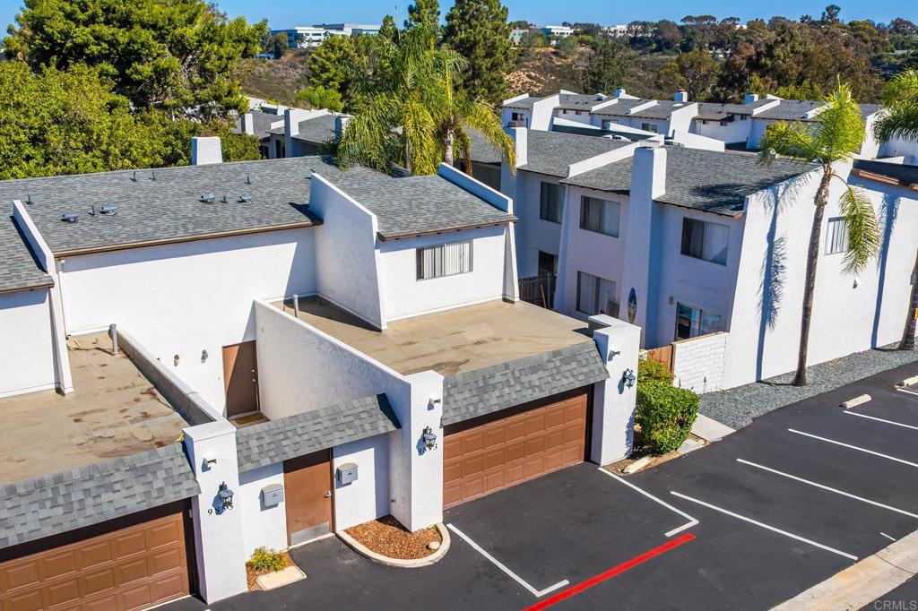 9853 Genesee Ave Avenue