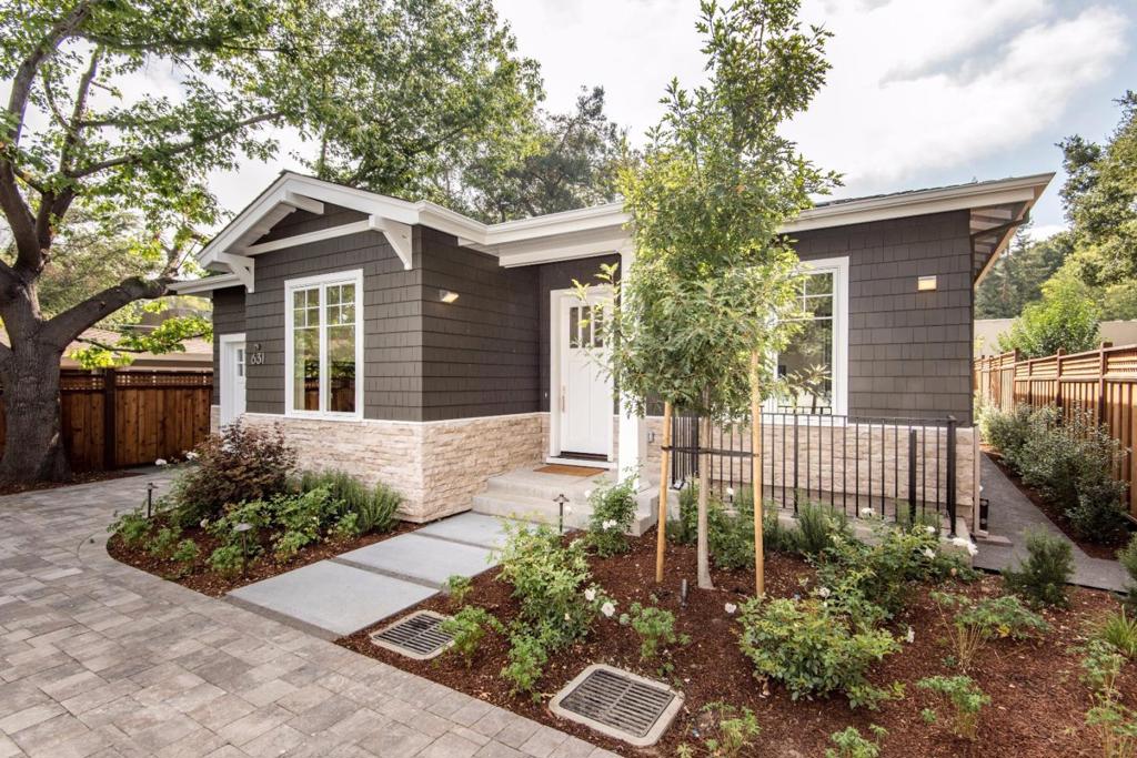 European Oak hard-wood flooring, high ceilings, sleek designer finishes and a wide open, light-filled layout unify the interior spaces of this spectacular brand-new home. Securely rooted in one of Menlo Parks most treasured communities, this contemporary custom shares a lot with 629 Harvard Ave, and is a mere stones throw away from top rated schools, parks and elite shopping and restaurant centers. The property offers 2,650 SF of living space, incl. a stunning Chef's Kitchen with top of the line appliances, which opens to the Living, Family and Dining Rooms - flowing effortlessly into the private rear yard and patio area. The main level of the home also offers a multi-functional Master Bedroom/Office with gorgeous en-suite bath as well as a 1/2 bath for guests. Downstairs, sharp architectural details punctuate the industrial-chic design aesthetic. 2 additional Bedrooms and 2 full Baths, including a 2nd Master Suite serve the lower level, as well as a Media Room.