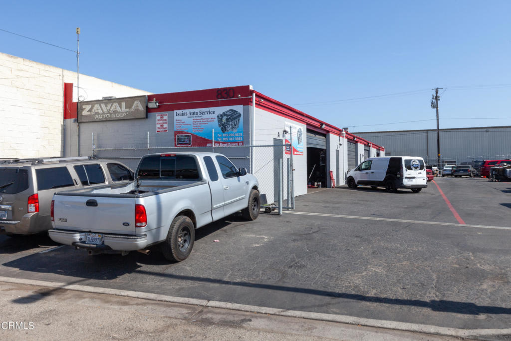 820 & 830 E 5th Street